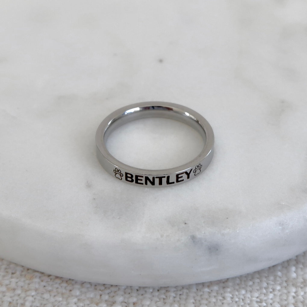 Engraved Band Pet Name Ring with Paw Prints